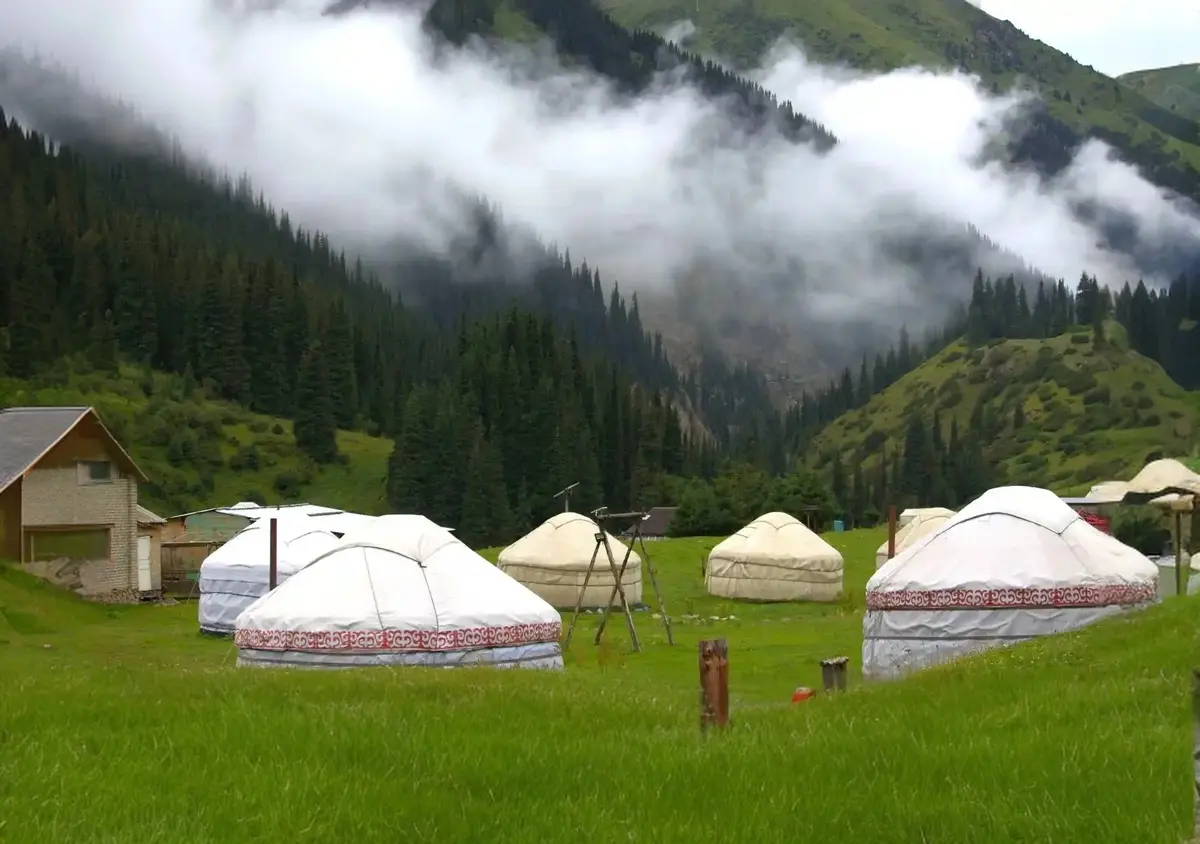 Altyn Arashan yurt camp among the clouds